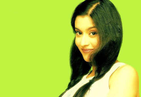 Bollywood Actress Neha Bajpai