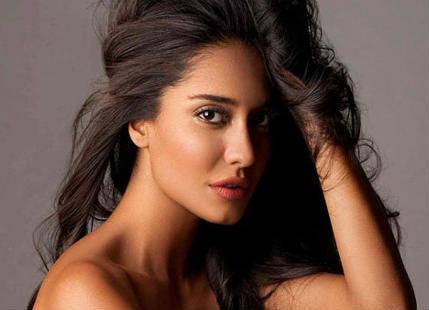 Lisa haydon Vegetarian Actors by birth